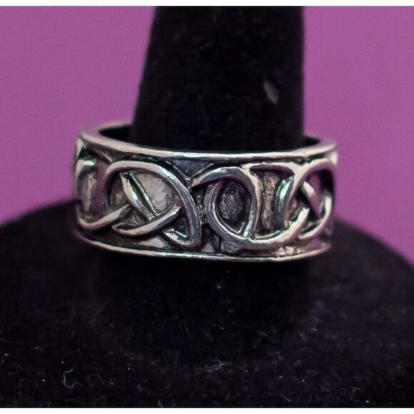 Vintage Boho Silver Tone Ring Size 10 - Q18 - Picture 2 of 3